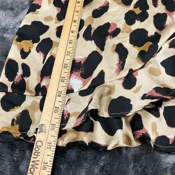 Cheetah print wrap mini skirt size 6 - Picture 5 of 6